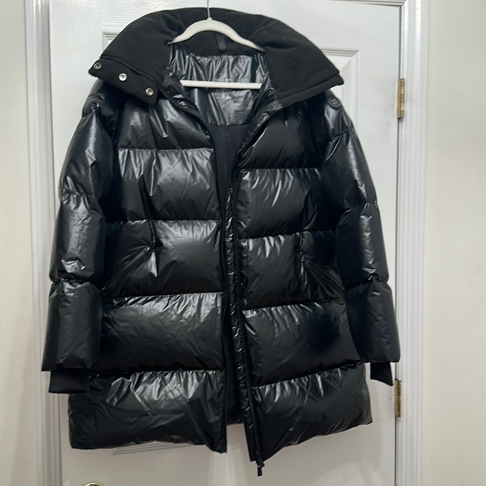 Sweaty Betty Aspen down filled black shiny puffer jacket Size Small